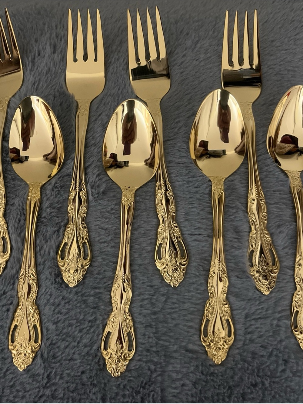 Reed & Barton Select  Gold Electroplate Rose Silverware Flatware 8 pieces